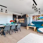 Terra Maiorum -12 Person Private - Heated Pool And Water Massage Povljana